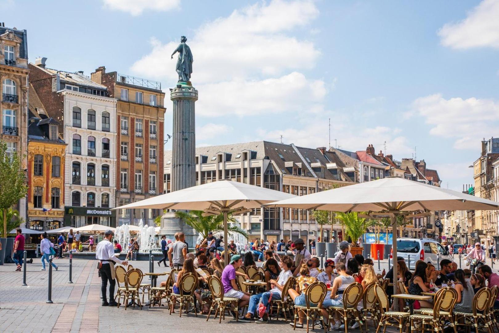 Equipped In Vieux-lille Near Grand Place Appartamento