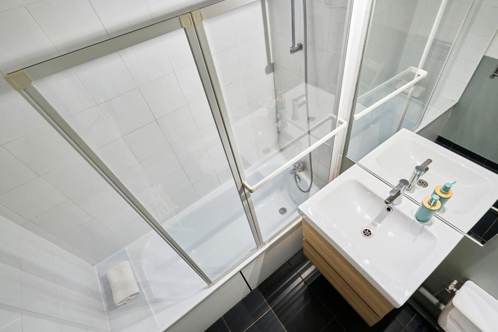 Equipped In Vieux-lille Near Grand Place Appartamento
